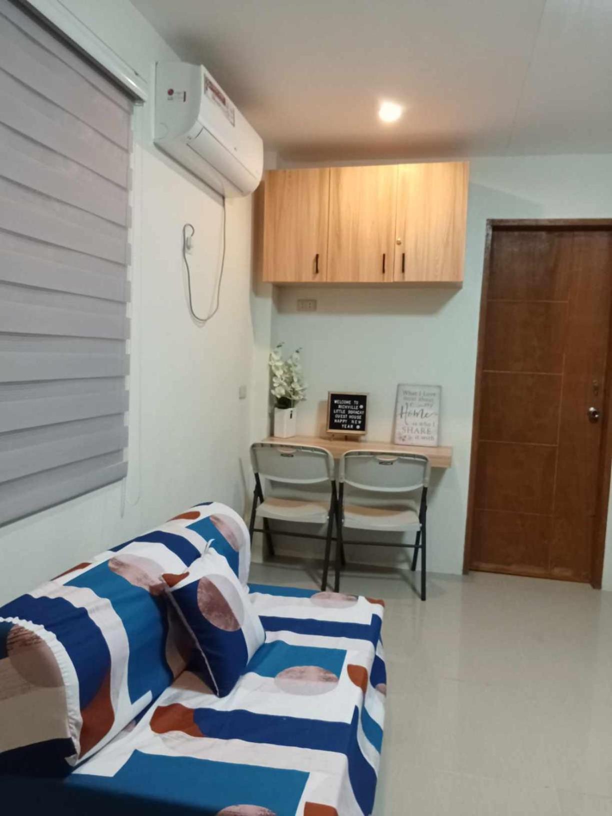Richville Little Boracay Guest House Calatagan Extérieur photo