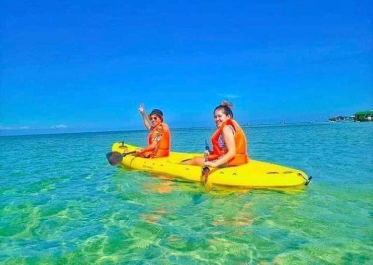Richville Little Boracay Guest House Calatagan Extérieur photo
