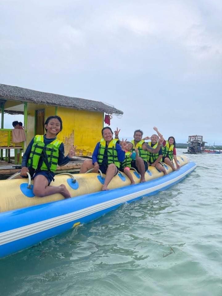 Richville Little Boracay Guest House Calatagan Extérieur photo
