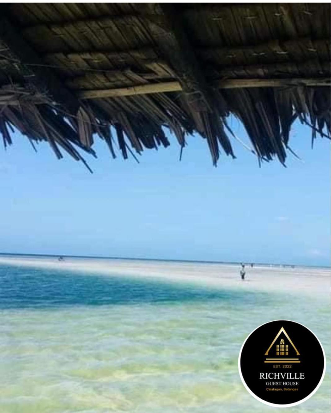 Richville Little Boracay Guest House Calatagan Extérieur photo