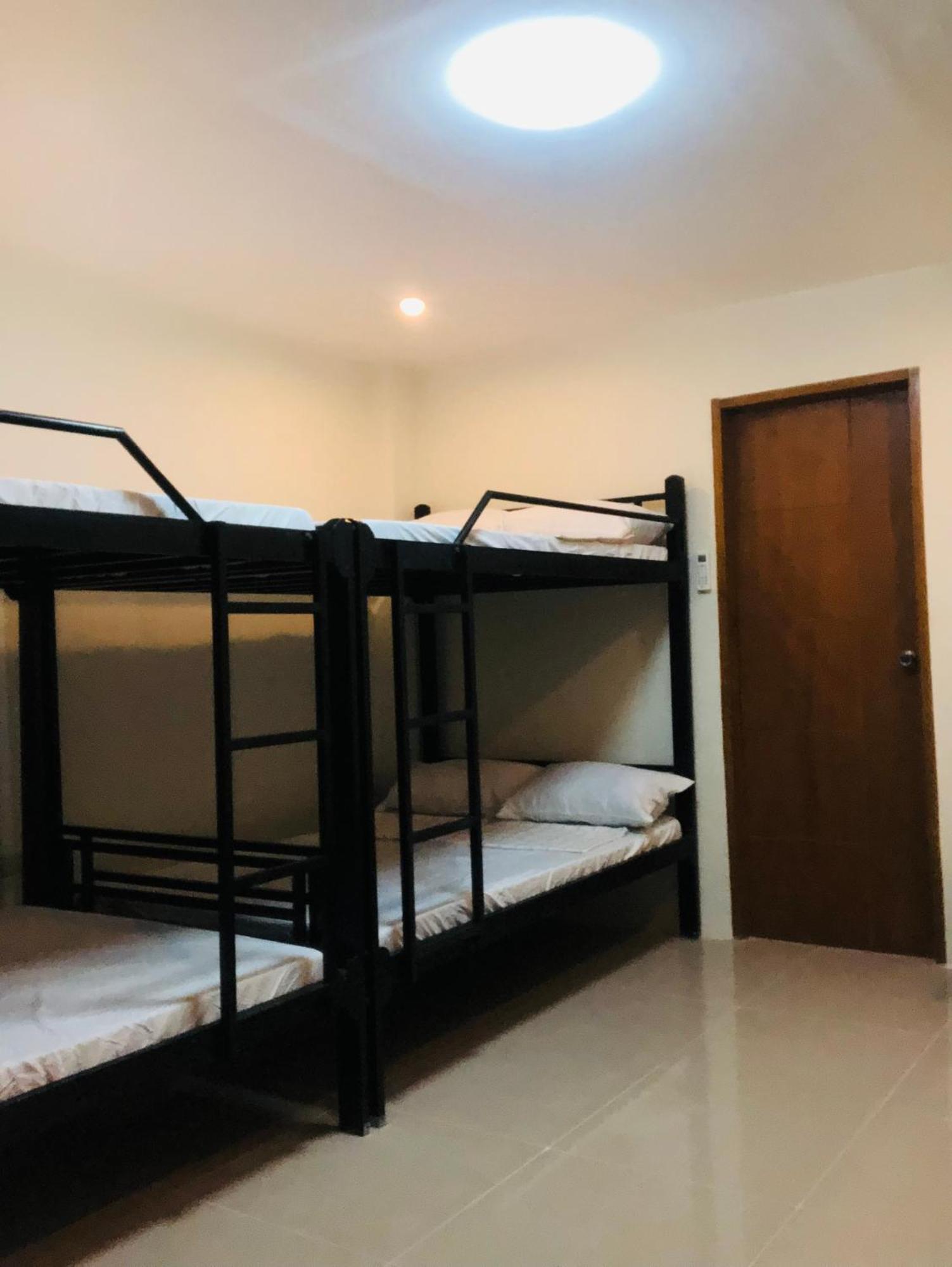 Richville Little Boracay Guest House Calatagan Extérieur photo