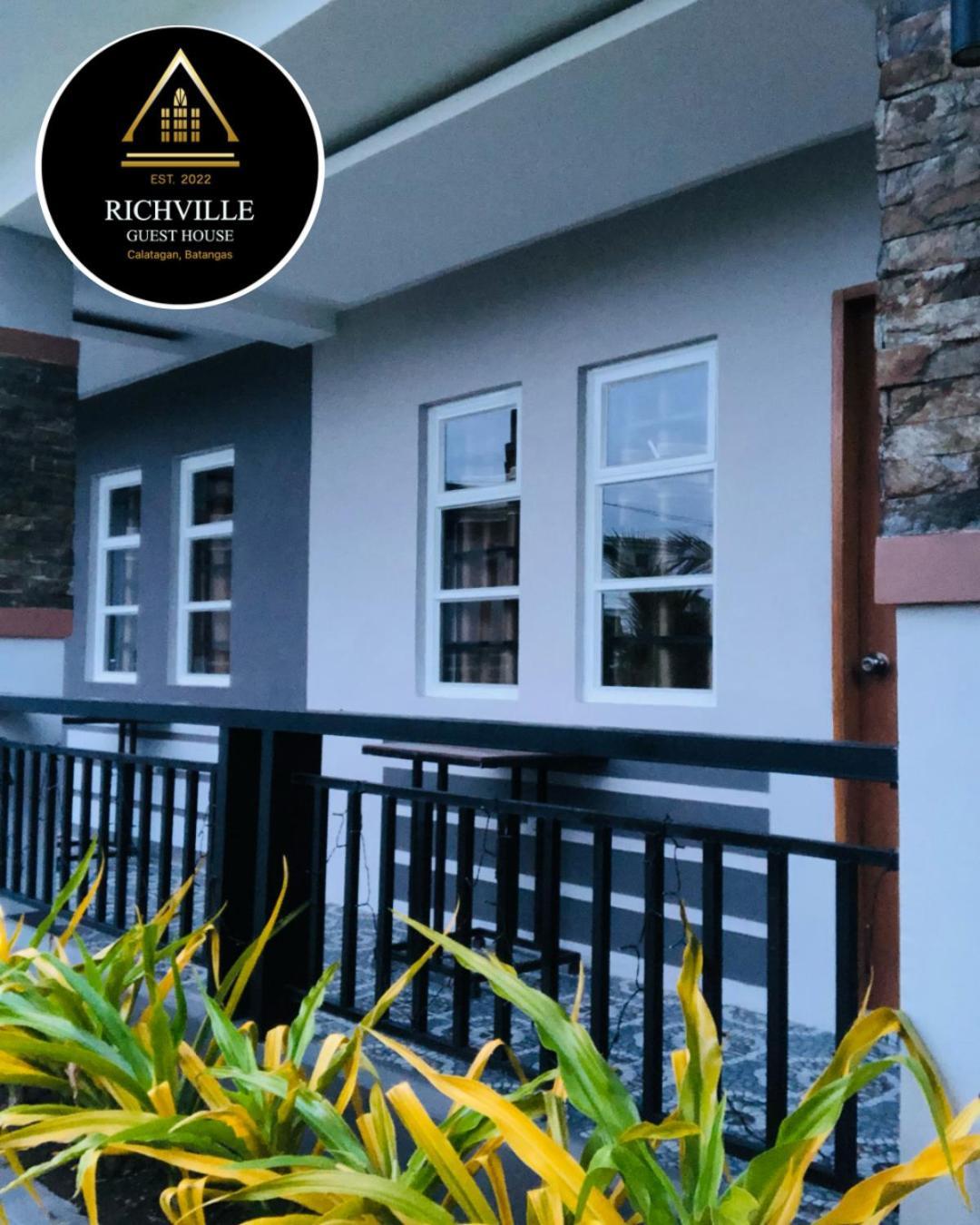 Richville Little Boracay Guest House Calatagan Extérieur photo