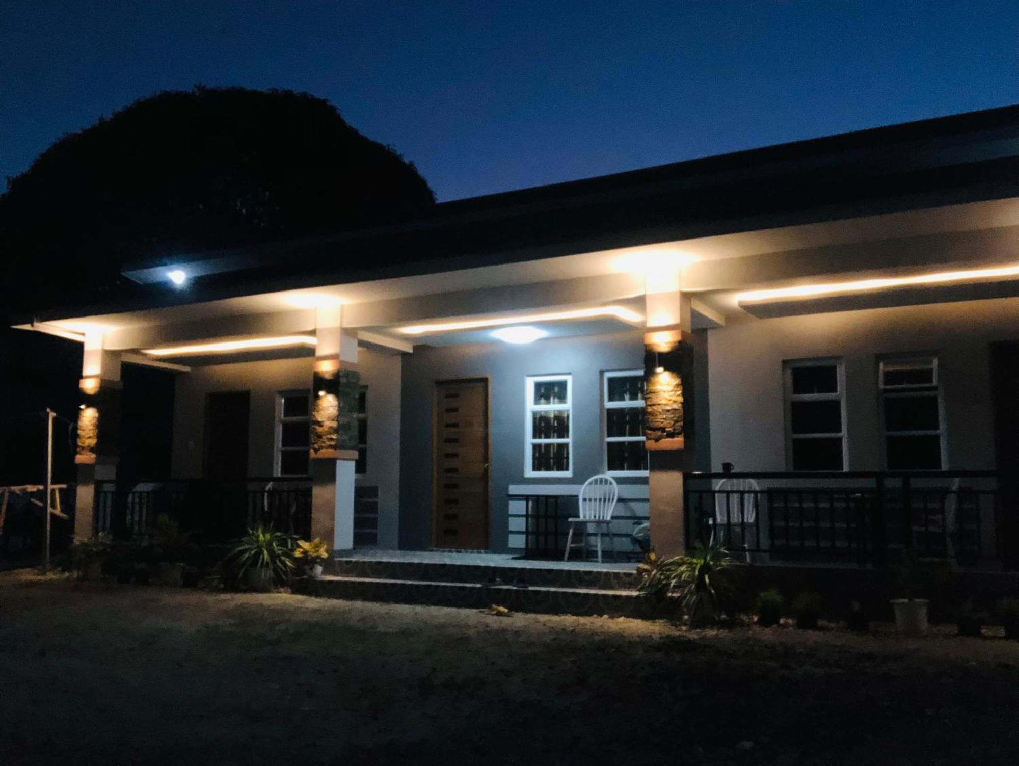 Richville Little Boracay Guest House Calatagan Extérieur photo